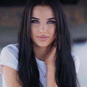 Meet your Posher, Evgenia